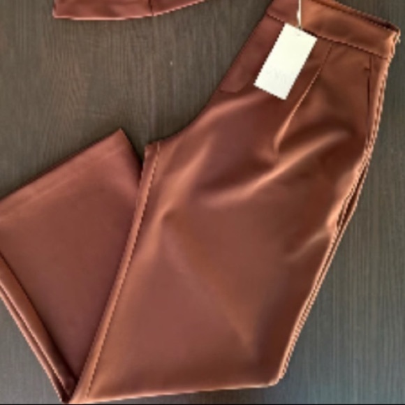 NWT ZARA 2025 collection wide leg crepe pants size L 
🚨FIRM FIRM NO DISCOUNT - Picture 8 of 14